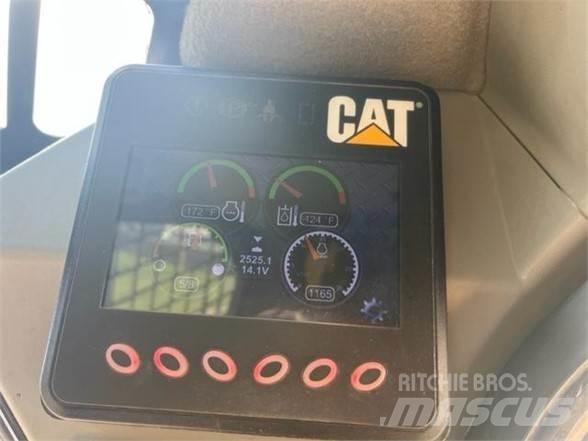 CAT 259D Šmykom riadené nakladače