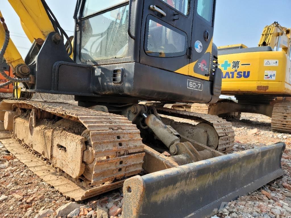 Hyundai R60-7 Mini rýpadlá < 7t