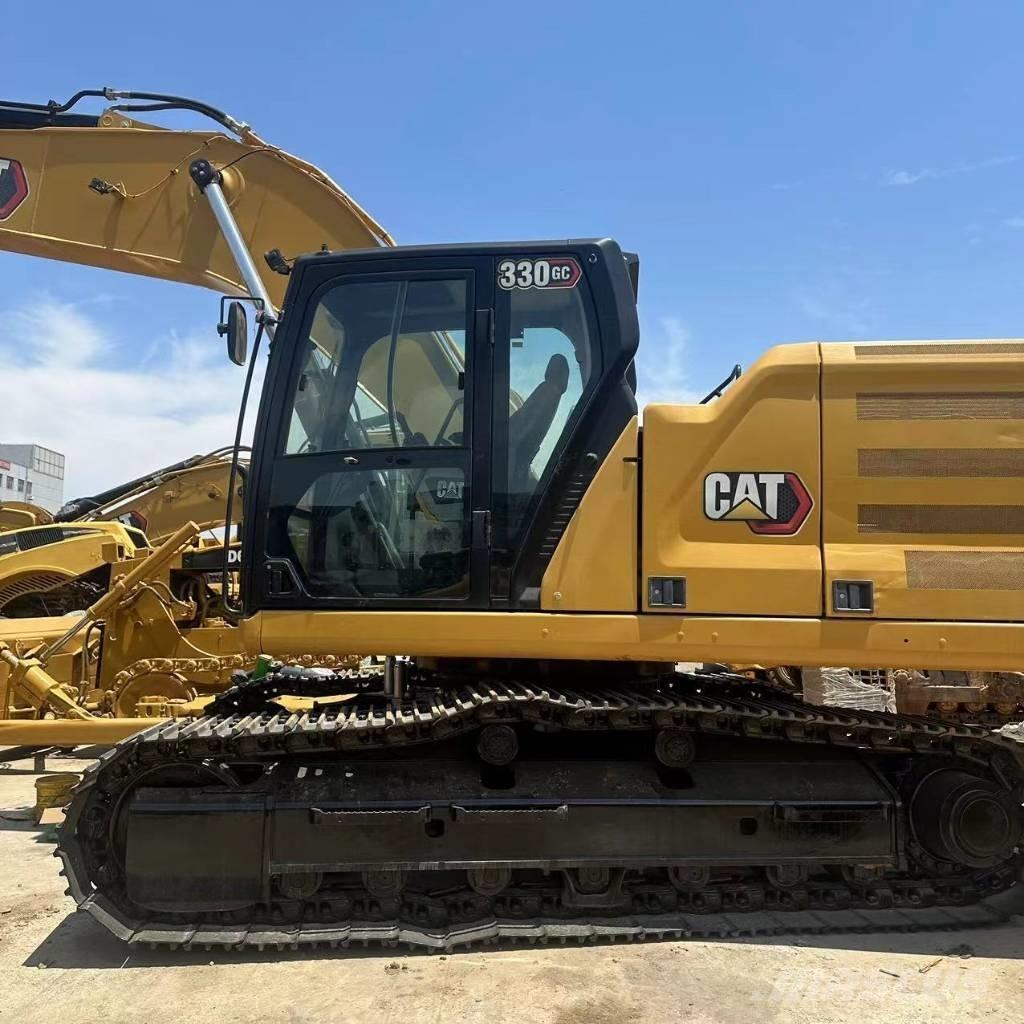 CAT 330 Pásové rýpadlá