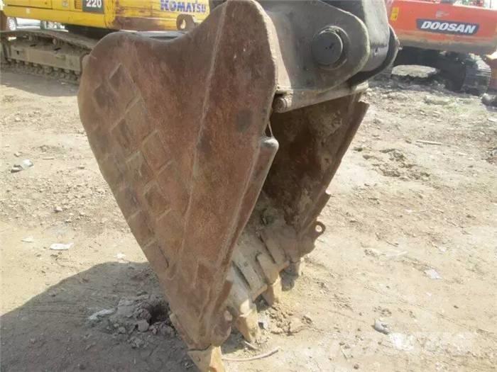 CAT 320 C Pásové rýpadlá