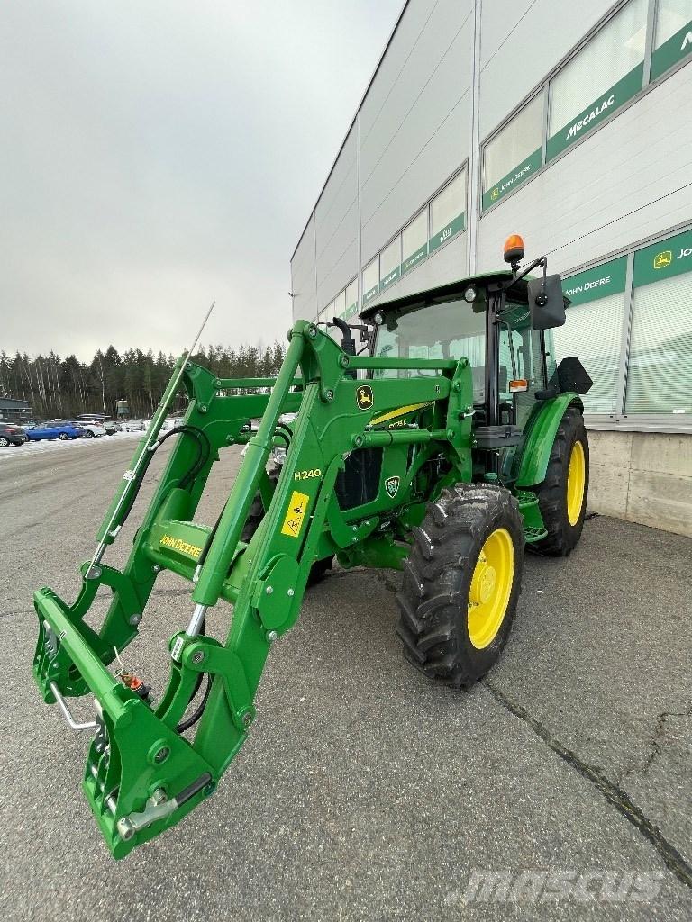 John Deere 5075 E Traktory