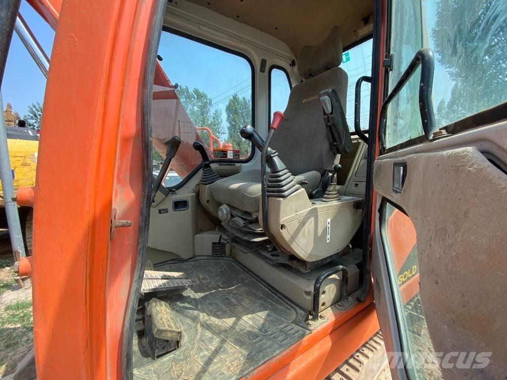 Doosan DH80 Pásové rýpadlá
