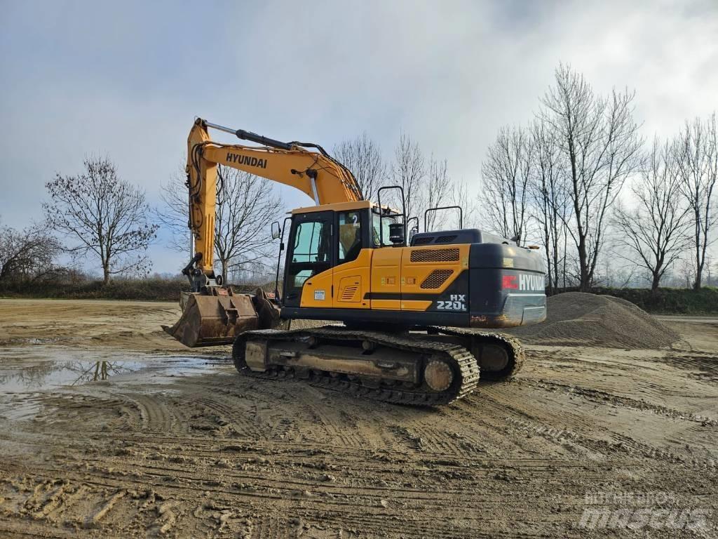 Hyundai HX 220 L Pásové rýpadlá