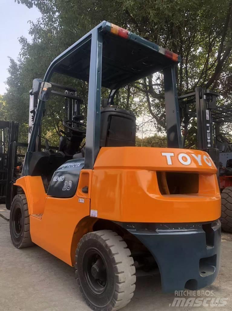 Toyota FD 30 Dieselové vozíky