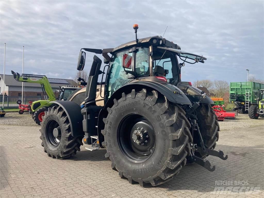 Valtra Q245 Traktory