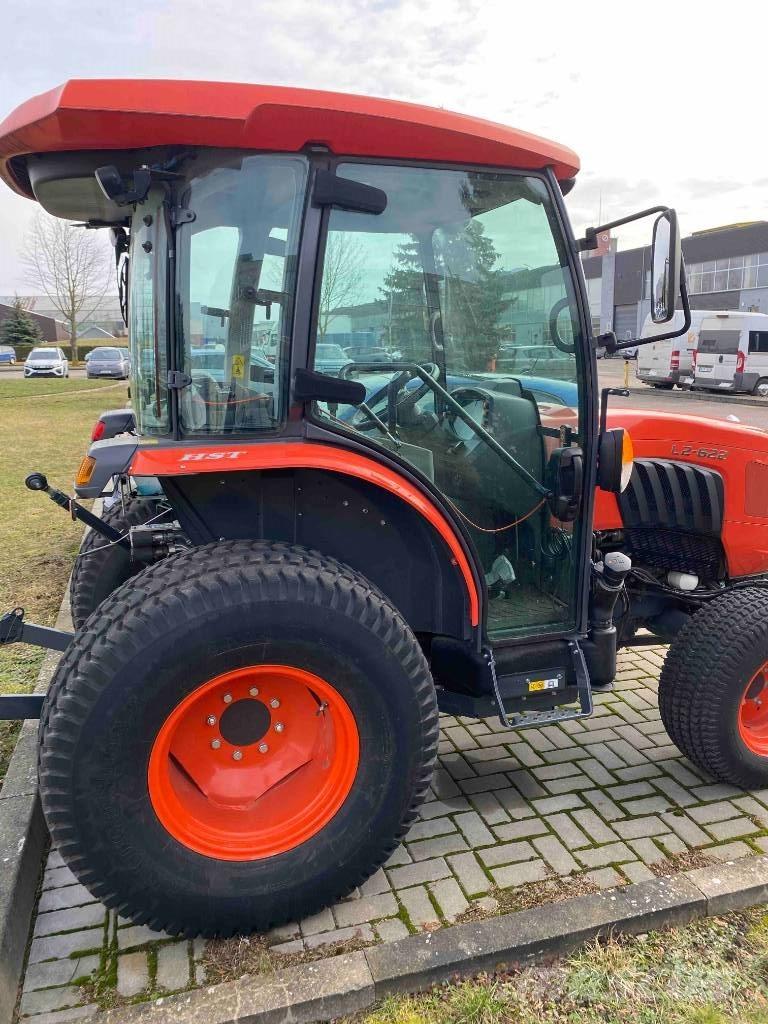 Kubota L2-622 Kompaktné traktory