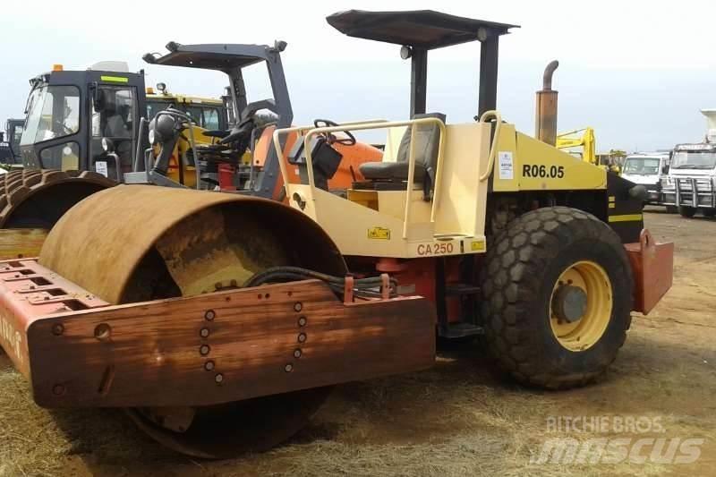Dynapac CA250D Kombinované valce