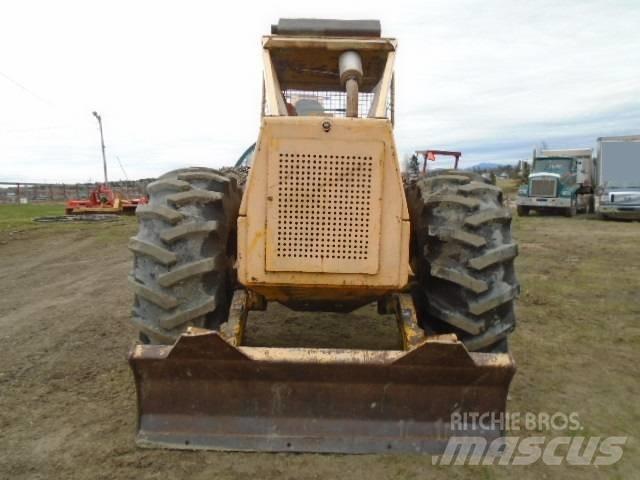 Clark 664B Skiddery