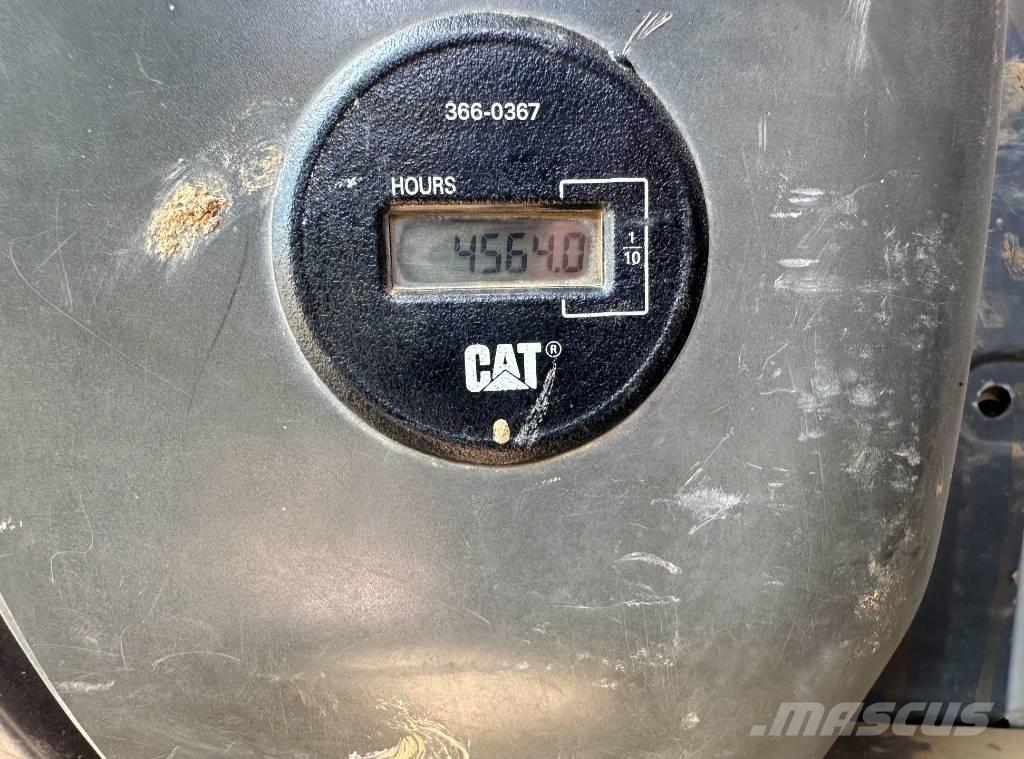 Morooka MST 2200 V D Pásové sklápače