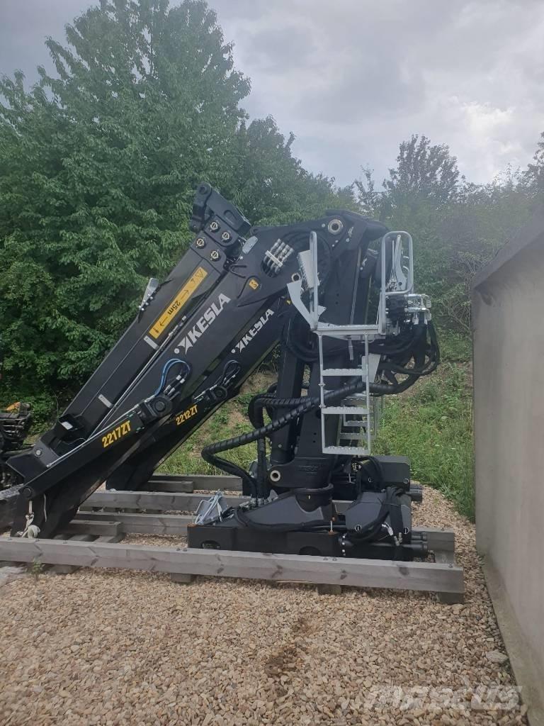 Kesla 2217ZT Žeriavy/Nakladače
