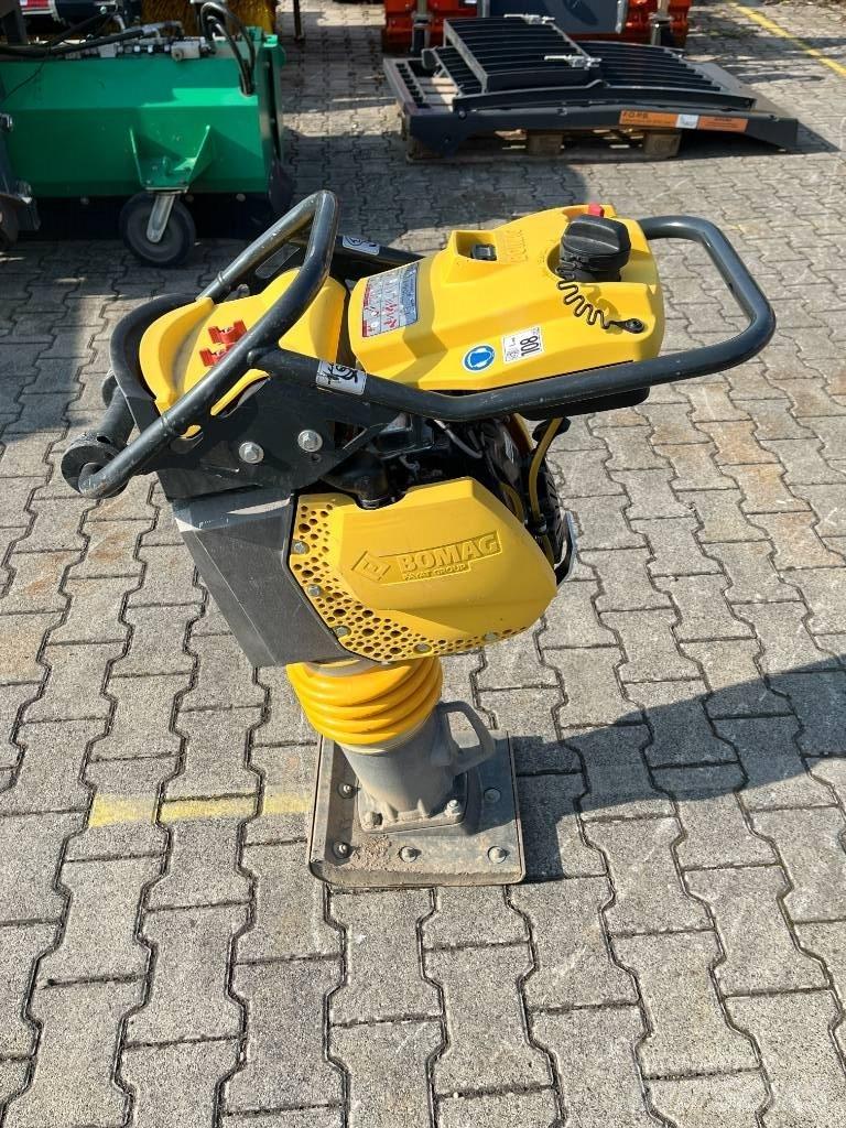 Bomag BT 65 Vibračné zhutňovače