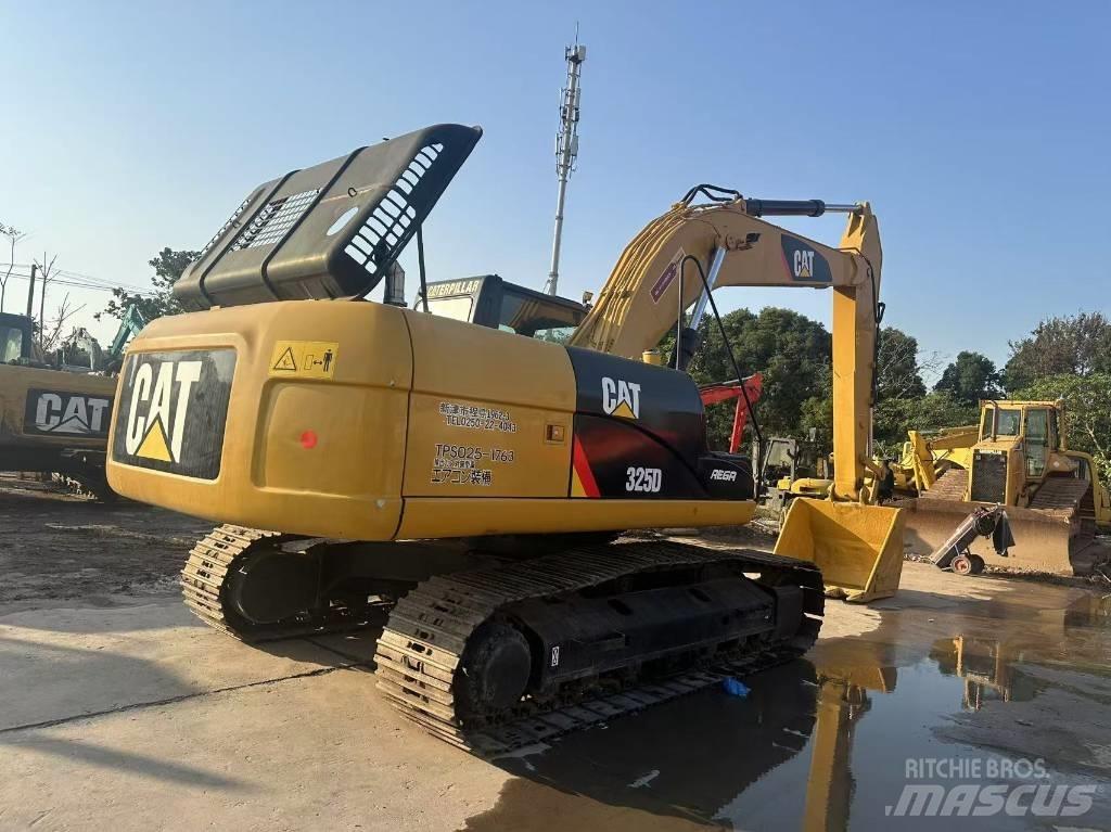 CAT 325 D L Pásové rýpadlá