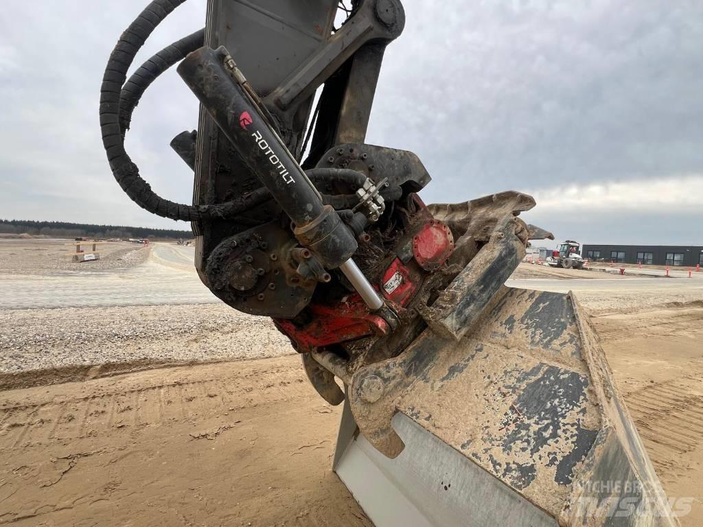 Volvo EC220EL Pásové rýpadlá