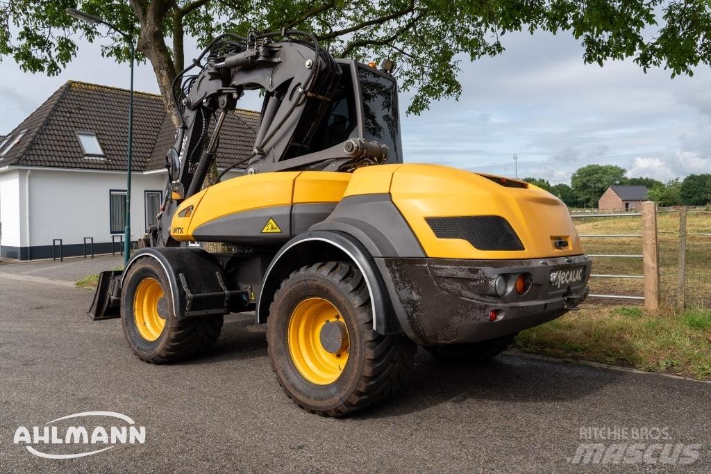 Mecalac 12 MTX Kolesové rýpadlá