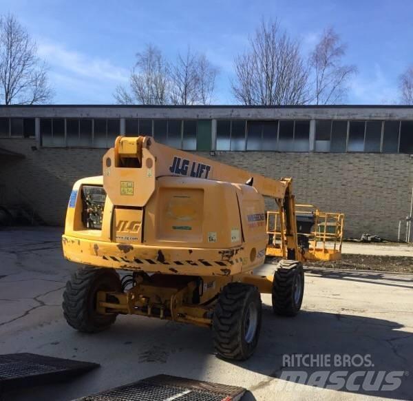 JLG 460 SJ Teleskopické plošiny