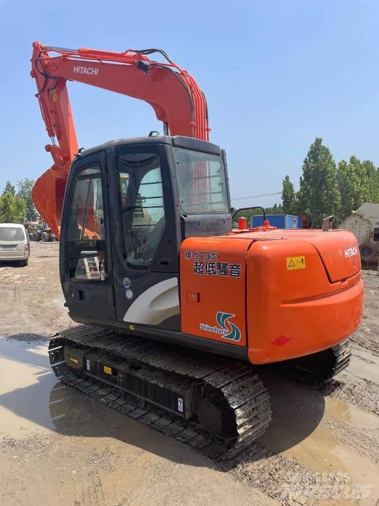 Hitachi ZX70 Pásové rýpadlá