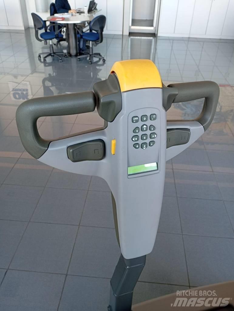 UniCarriers PS 125 Samohybné vozíky