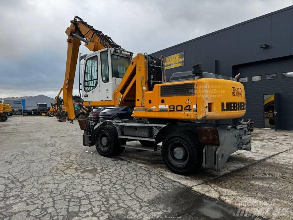 Liebherr A 904 C Kolesové rýpadlá