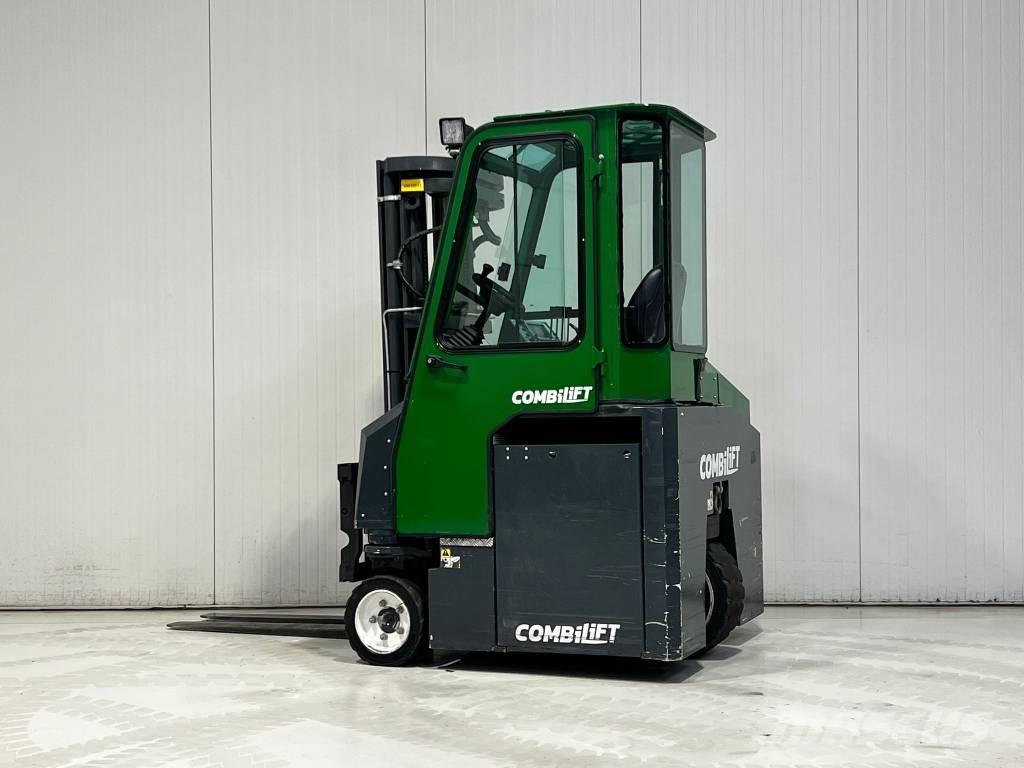Combilift CBE2500 4 cestné vysokozdvižné vozíky