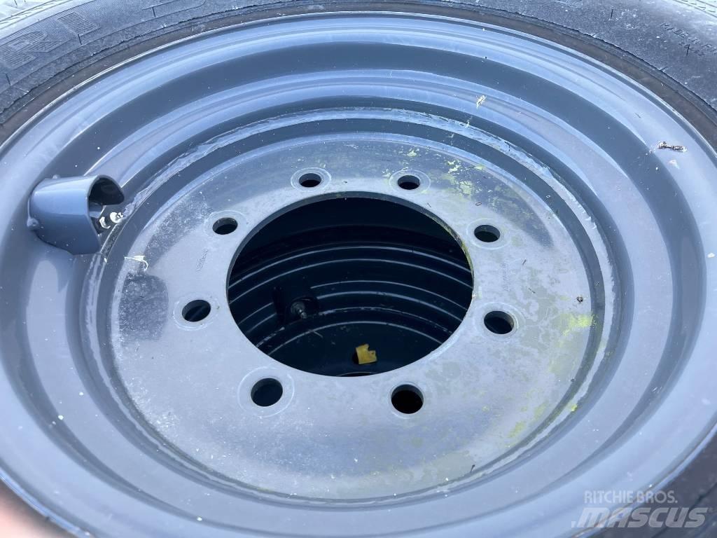 Nokian TRI II hjul Kolesové nakladače