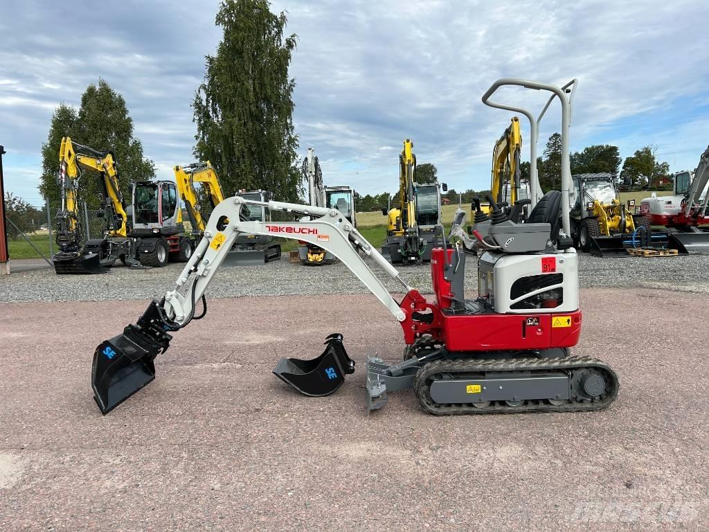 Takeuchi TB210R Mini rýpadlá < 7t