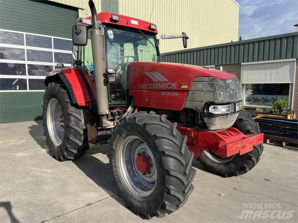 McCormick MTX135 Traktory