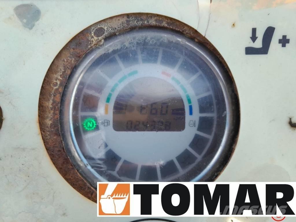 JCB 6 TST Stavebné sklápače