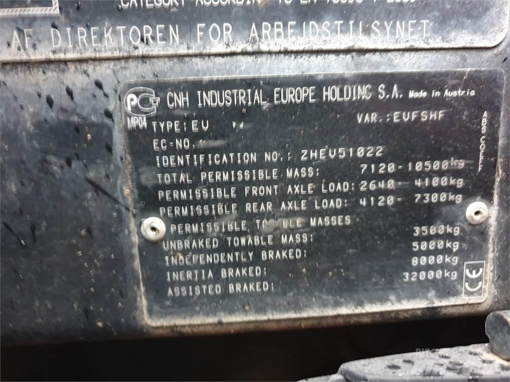 Case IH CVX 145 Traktory