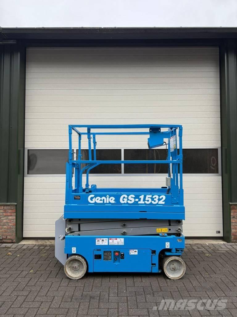 Genie GS 1532 Nožnicové zdvíhacie plošiny