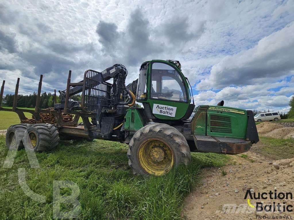 John Deere 1010 E Lesné traktory