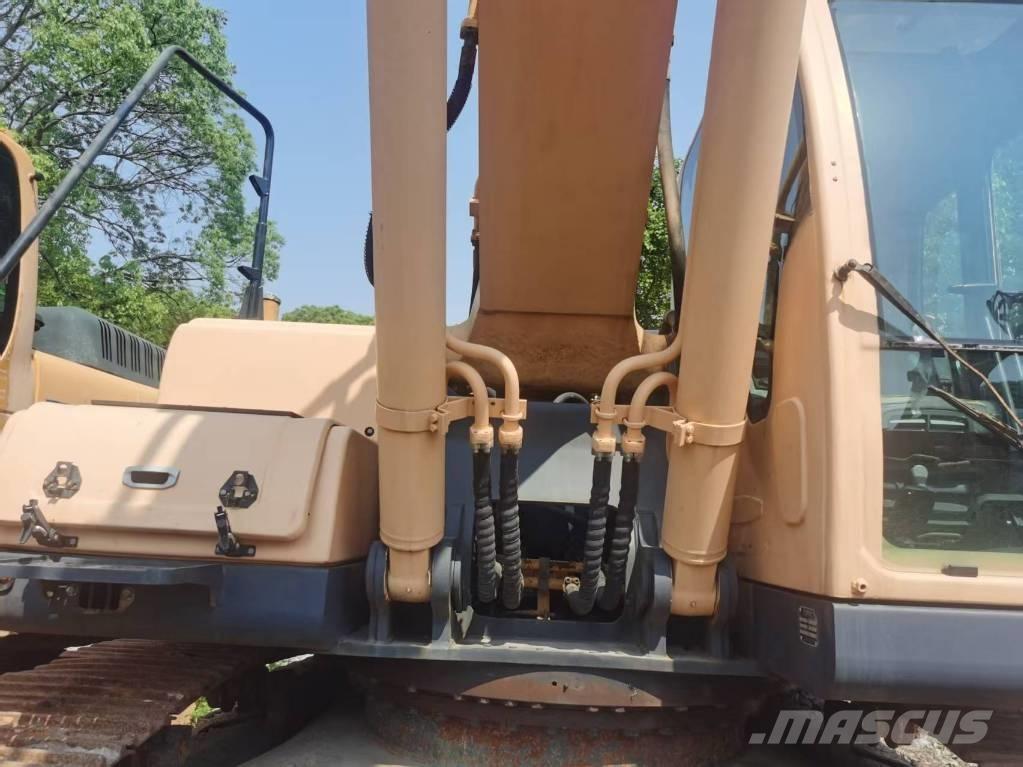 Hyundai R305LC-9T Pásové rýpadlá