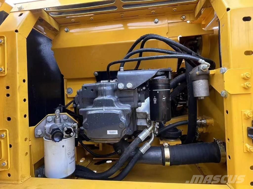 Komatsu pc 450 Pásové rýpadlá