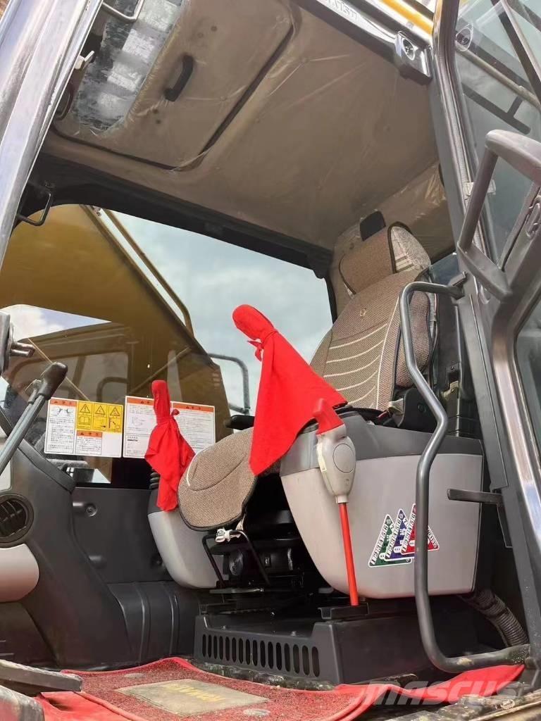 Komatsu pc 450 Pásové rýpadlá