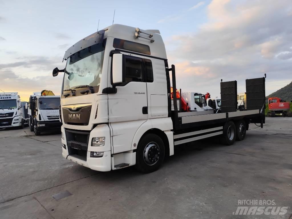MAN TGX 26.440 Valník s navijakom