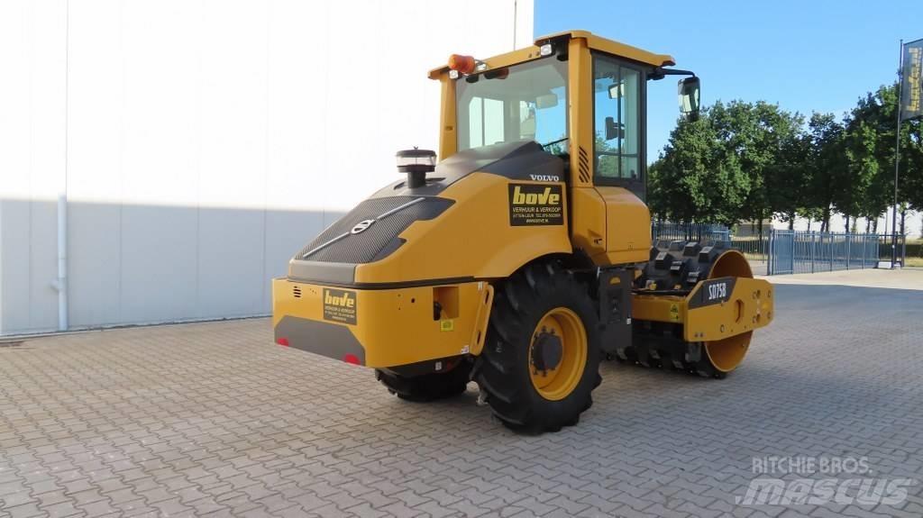 Volvo SD 75 B Ťahačové valce