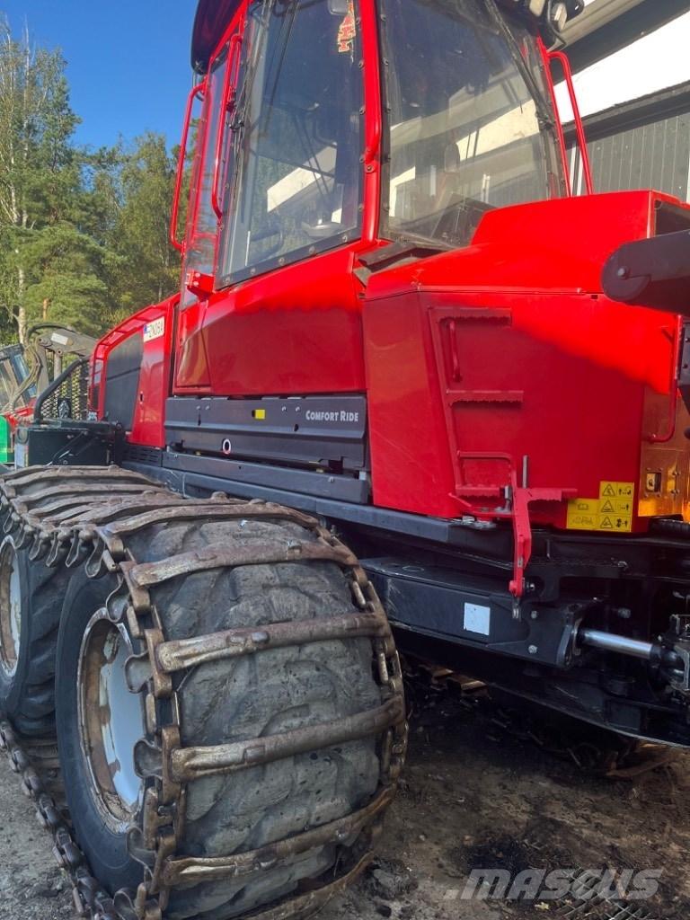 Komatsu 875 Lesné traktory