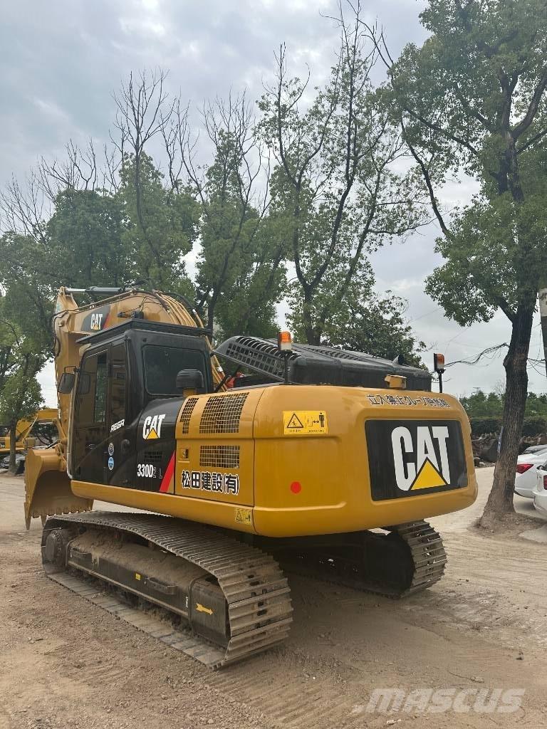 CAT CAT330D Midi rýpadlá 7 t - 12 t