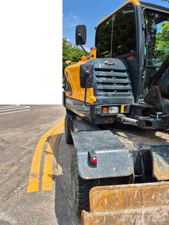 Hyundai 65A Kolesové rýpadlá