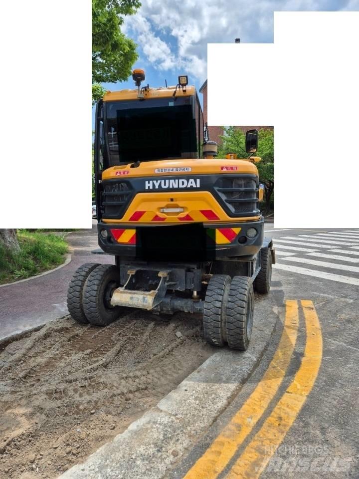 Hyundai 65A Kolesové rýpadlá