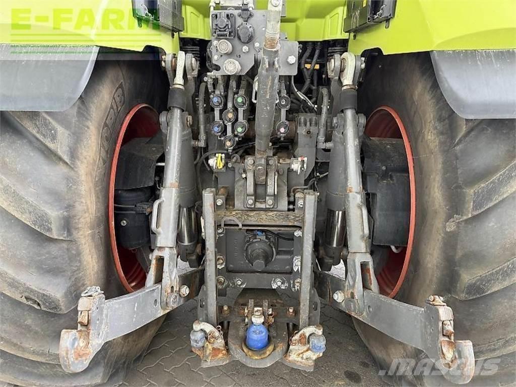 CLAAS axion 960 Traktory