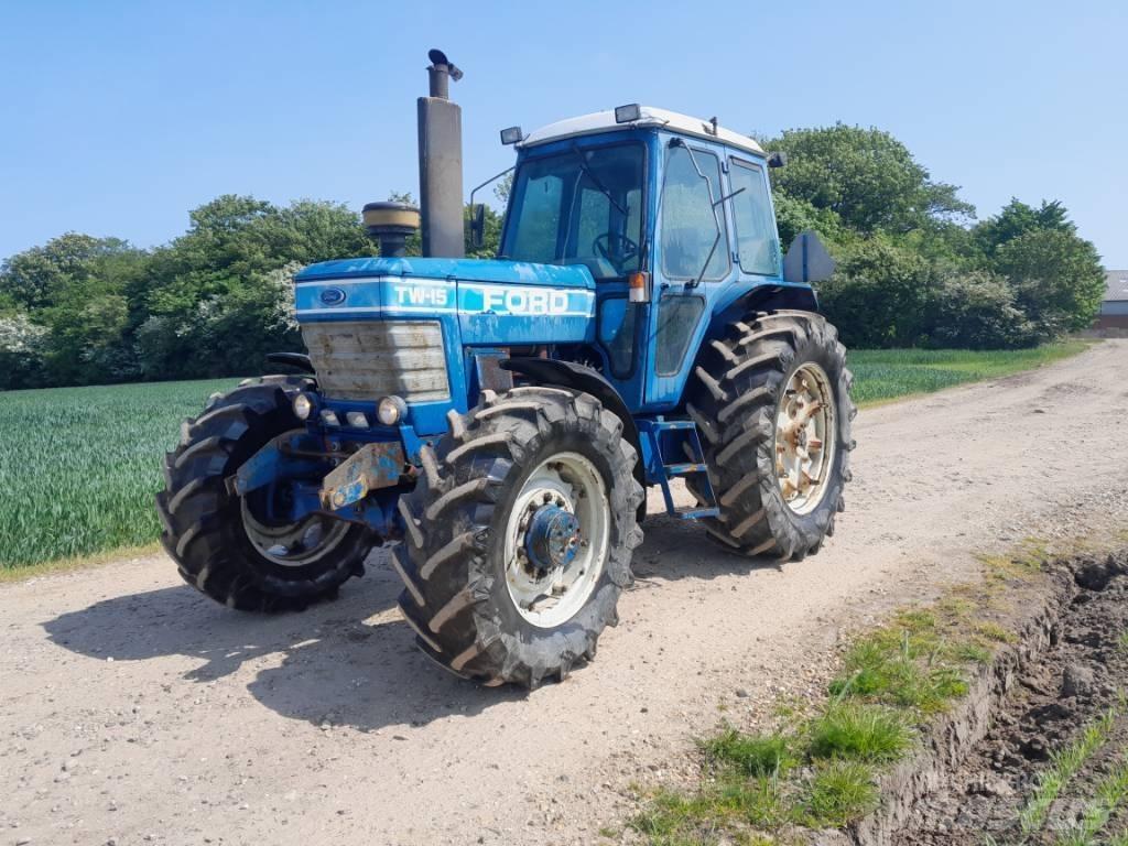 Ford TW 15 Traktory