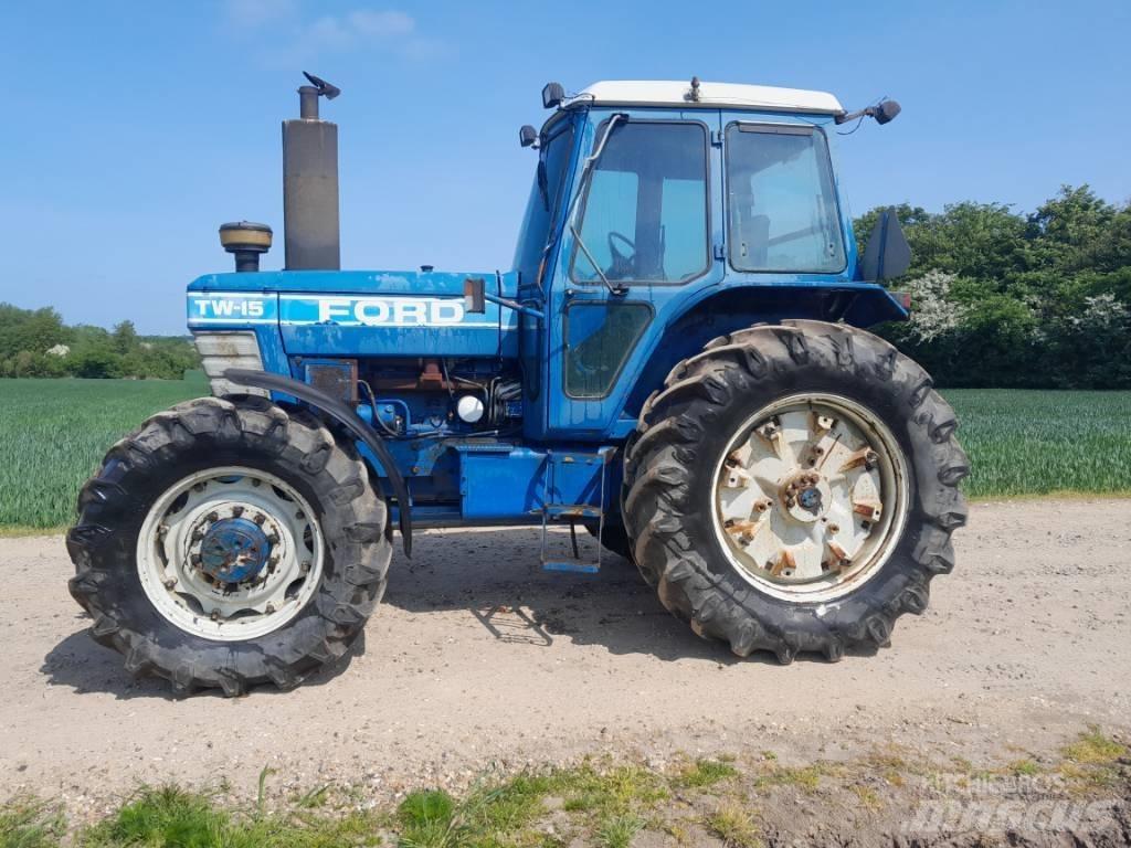 Ford TW 15 Traktory