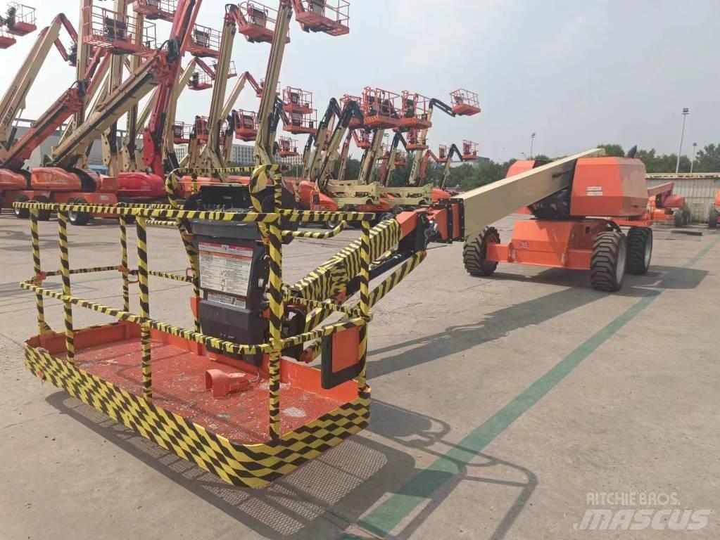 JLG 660 SJ Teleskopické plošiny