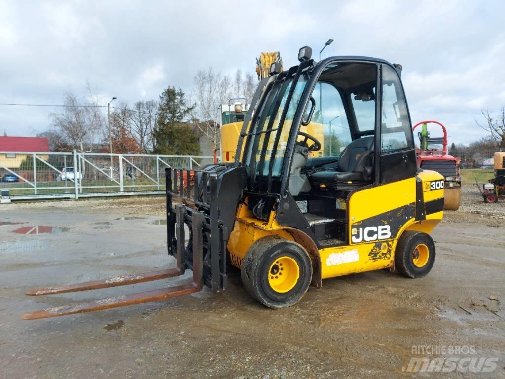 JCB TLT 30 D Teleskopické manipulátory