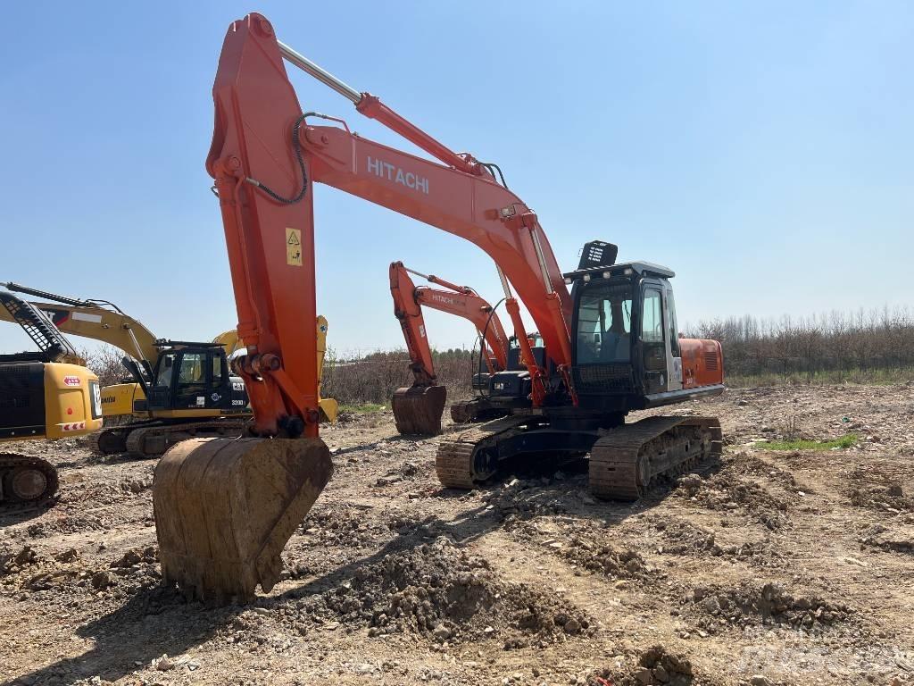 Hitachi ZX 240 Pásové rýpadlá