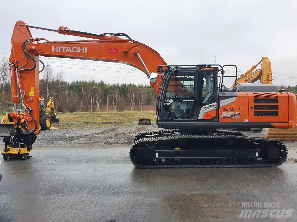Hitachi ZX250LC-7 Pásové rýpadlá