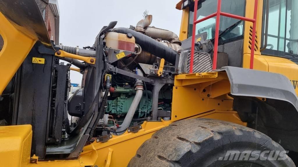 Volvo L 110 H Kolesové nakladače