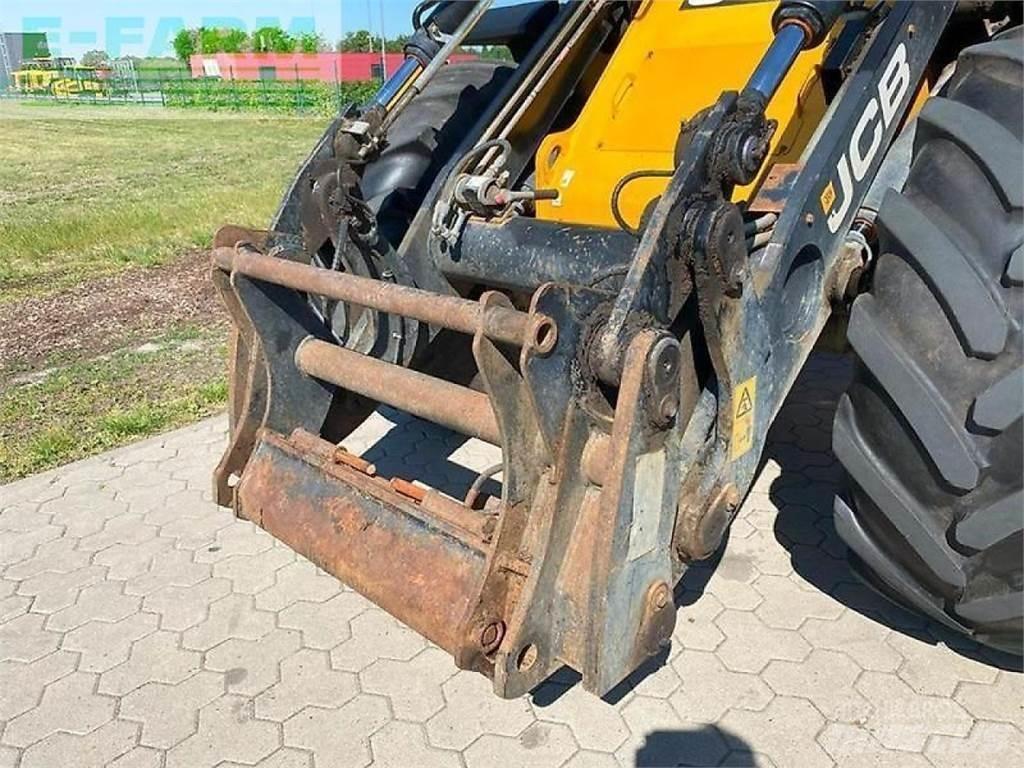 JCB 427 ht agri Mini rýpadlá < 7t