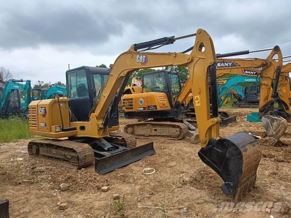 CAT 306E2 Mini rýpadlá < 7t