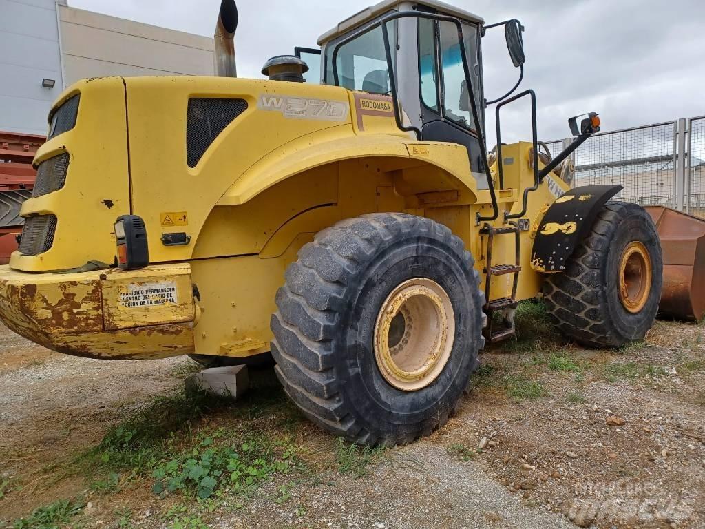 New Holland W271 Kolesové nakladače